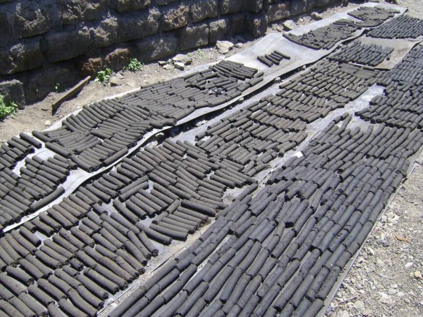 Czy istnieje idealny czas na rozpalanie brykietu